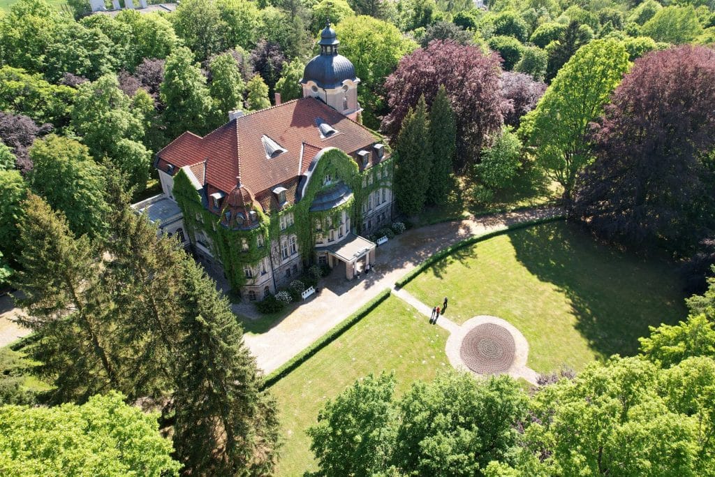 Pałac i park z lotu ptaka